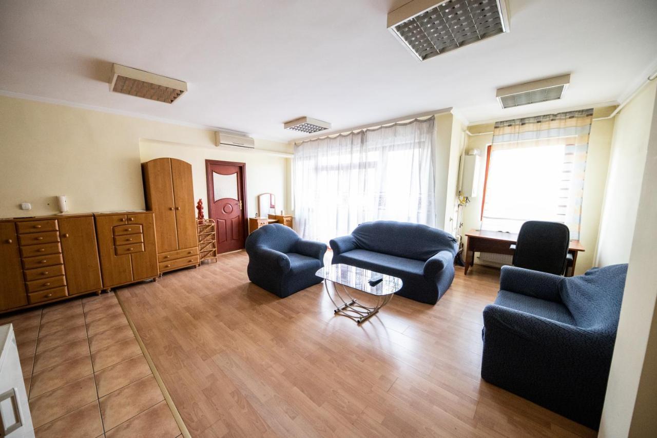 Elit Apartman Διαμέρισμα Ντέμπρετσεν Εξωτερικό φωτογραφία